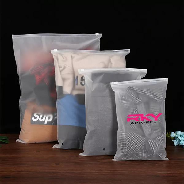 Plastic packaging for clothe zipper zip lock package bags clothes custom clothes bags PE packaging slide clear custom zipper bag
